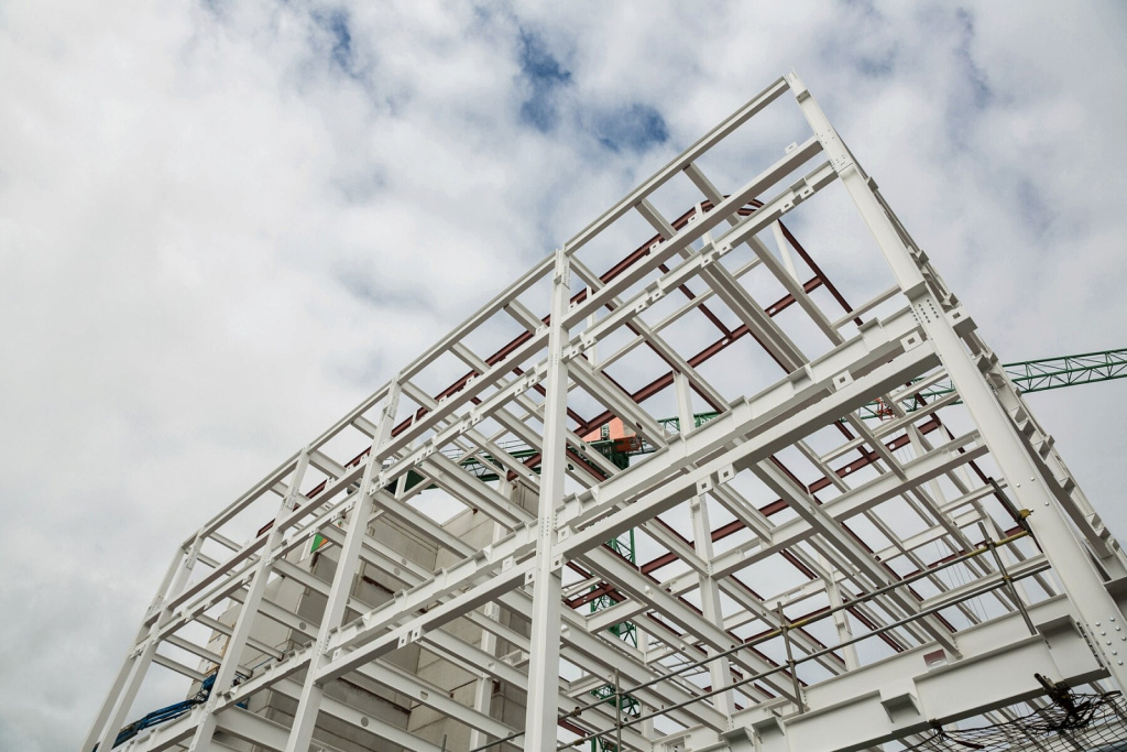 low-angle-view-scafolding-building_1252-1176.jpg low-angle-view-scafolding-building_1252-1176.jpg